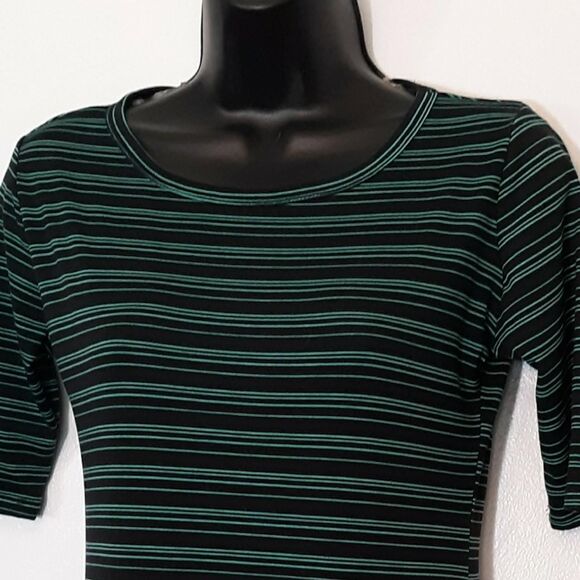 Lularoe Women's Black and Green Dress - Picture 3 of 4